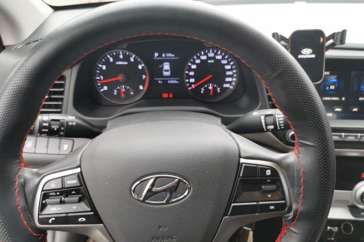 Used Hyundai Elantra (6th Generation / Lingdong) 2020 1.5L CVT Smart & Stylish – Elite Version Instrument Cluster