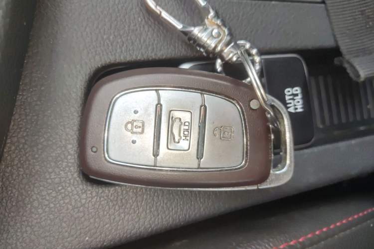 Used Hyundai Elantra (6th Generation / Lingdong) 2020 1.4T Dual-Clutch Xuan Dong · Dynamic Version Interior 1