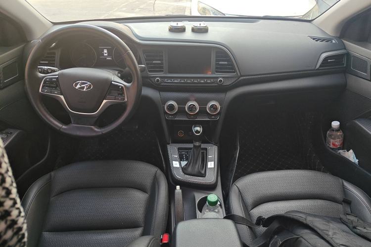 Used Hyundai Elantra (6th Generation / Lingdong) 2020 1.5L CVT Smart & Stylish – Elite Version Interior 2