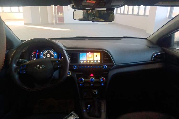 Used Hyundai Elantra (6th Generation / Lingdong) 2020 1.4T Dual-Clutch Xuan Dong · Dynamic Version Interior 2