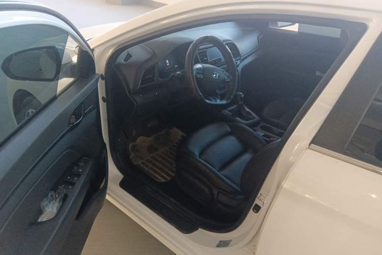 Used Hyundai Elantra (6th Generation / Lingdong) 2020 1.4T Dual-Clutch Xuan Dong · Dynamic Version Interior 3