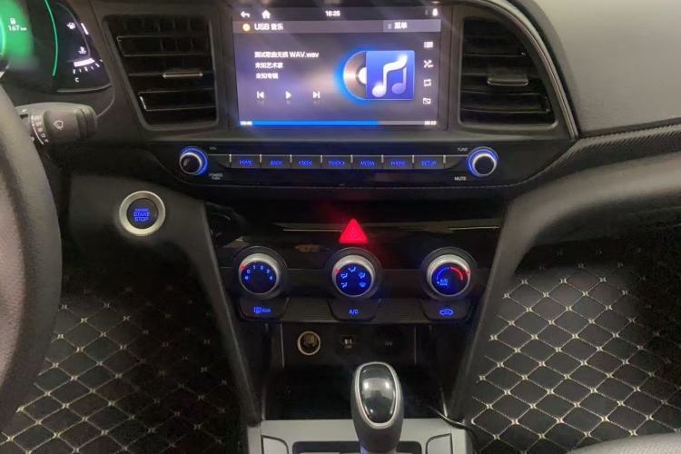 Used Hyundai Elantra (6th Generation / Lingdong) 2020 1.4T Dual-Clutch Xuan Dong · Dynamic Version Interior 3