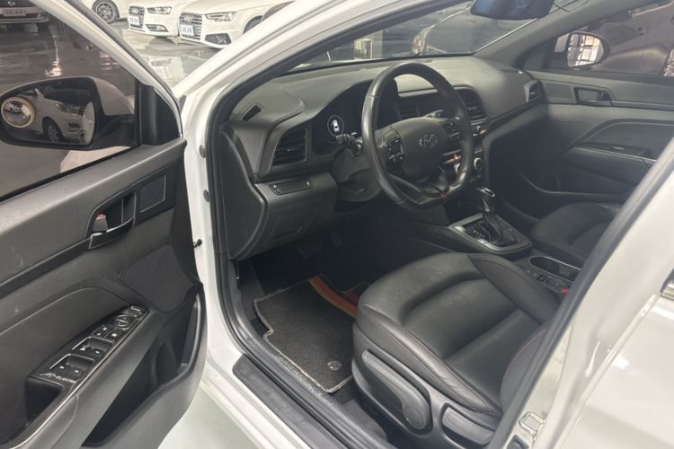 Used Hyundai Elantra (6th Generation / Lingdong) 2020 1.4T Dual-Clutch Xuan Dong · Dynamic Version Interior 3