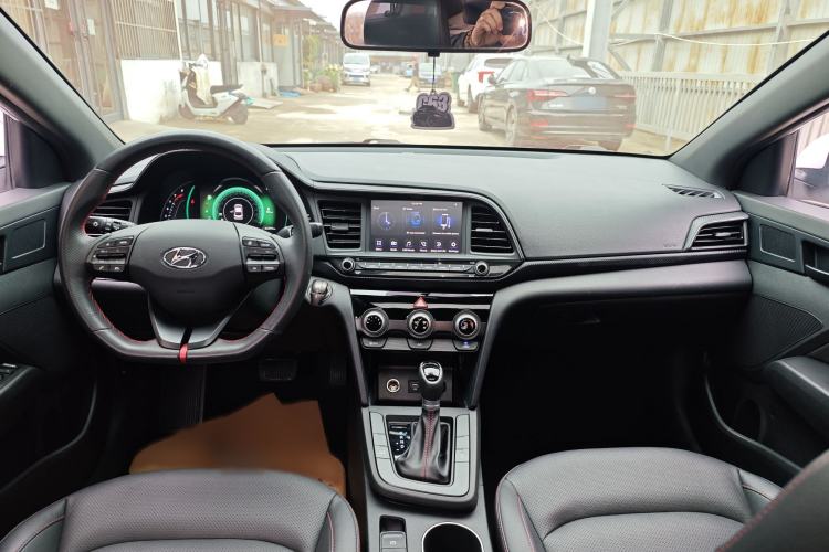 Used Hyundai Elantra (6th Generation / Lingdong) 2020 1.4T Dual-Clutch Xuan Dong · Dynamic Version Interior 4