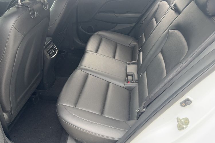 Used Hyundai Elantra (6th Generation / Lingdong) 2020 1.5L CVT Smart & Stylish – Elite Version Interior 4