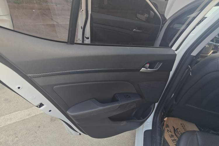 Used Hyundai Elantra (6th Generation / Lingdong) 2020 1.5L CVT Smart & Stylish – Elite Version Interior 8