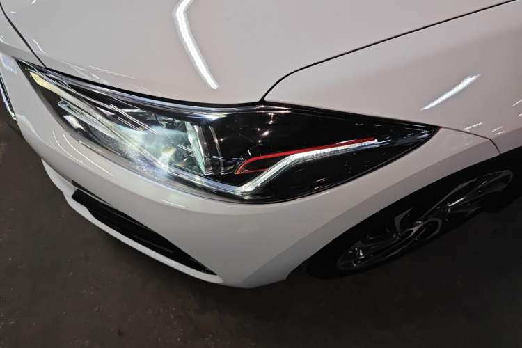 Used Hyundai Elantra (6th Generation / Lingdong) 2020 1.4T Dual-Clutch Xuan Dong · Dynamic Version Left Front Headlight