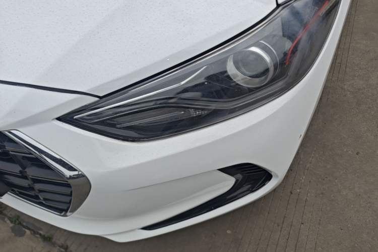 Used Hyundai Elantra (6th Generation / Lingdong) 2020 1.5L CVT Smart & Stylish – Elite Version Left Front Headlight