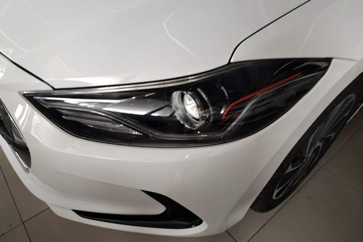 Used Hyundai Elantra (6th Generation / Lingdong) 2020 1.4T Dual-Clutch Xuan Dong · Dynamic Version Left Front Headlight