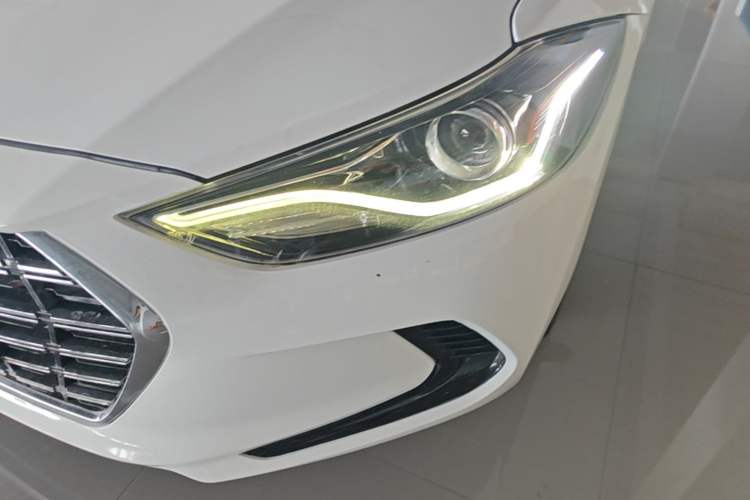 Used Hyundai Elantra (6th Generation / Lingdong) 2020 1.4T Dual-Clutch Xuan Dong · Dynamic Version Left Front Headlight