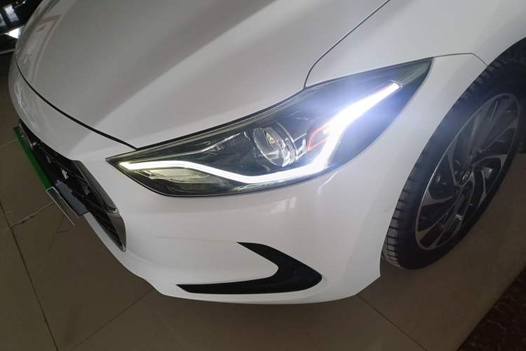 Used Hyundai Elantra (6th Generation / Lingdong) 2020 1.5L CVT Smart & Stylish – Elite Version Left Front Headlight