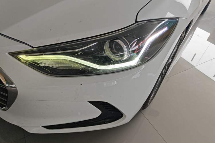 Used Hyundai Elantra (6th Generation / Lingdong) 2020 1.4T Dual-Clutch Xuan Dong · Dynamic Version Left Front Headlight