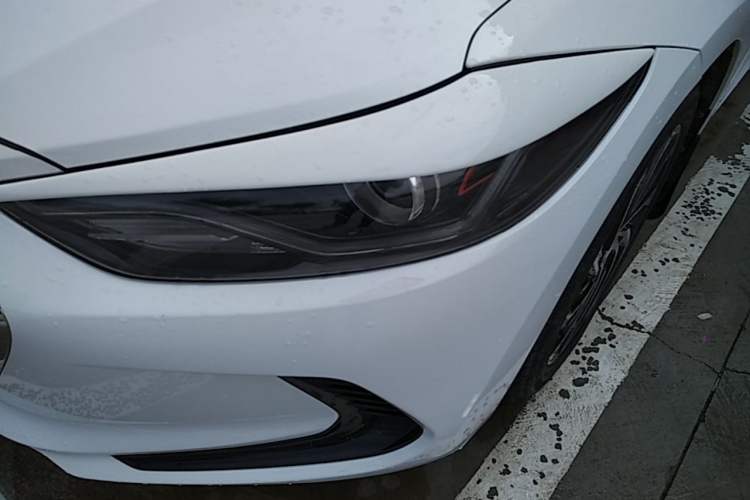 Used Hyundai Elantra (6th Generation / Lingdong) 2020 1.5L CVT Smart & Stylish – Elite Version Left Front Headlight