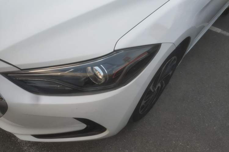 Used Hyundai Elantra (6th Generation / Lingdong) 2020 1.5L CVT Smart & Stylish – Elite Version Left Front Headlight