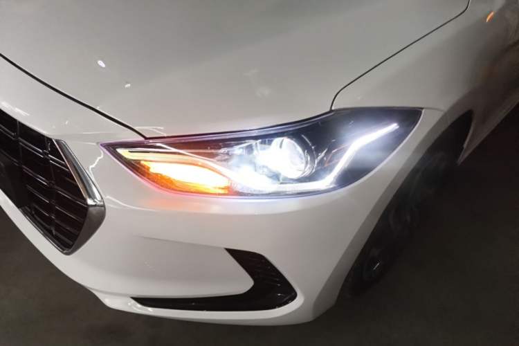 Used Hyundai Elantra (6th Generation / Lingdong) 2020 1.4T Dual-Clutch Xuan Dong · Dynamic Version Left Front Headlight