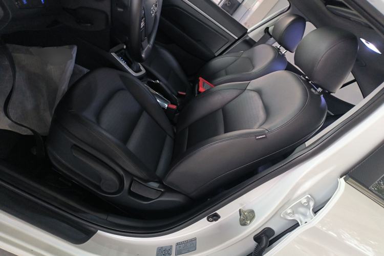 Used Hyundai Elantra (6th Generation / Lingdong) 2020 1.5L CVT Smart & Stylish – Elite Version Left Front Seat