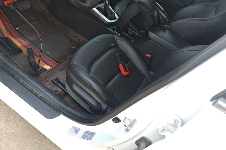 Used Hyundai Elantra (6th Generation / Lingdong) 2020 1.5L CVT Smart & Stylish – Elite Version Left Front Seat