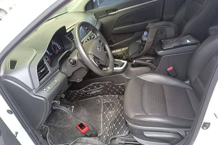 Used Hyundai Elantra (6th Generation / Lingdong) 2020 1.5L CVT Smart & Stylish – Elite Version Left Front Seat