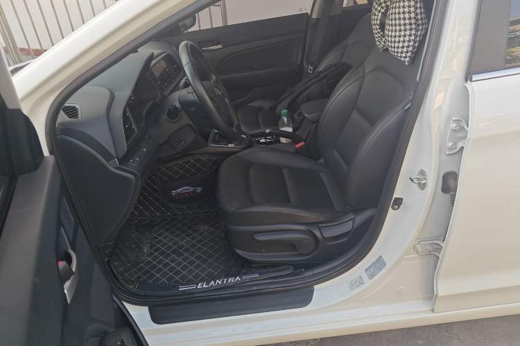 Used Hyundai Elantra (6th Generation / Lingdong) 2020 1.5L CVT Smart & Stylish – Elite Version Left Front Seat
