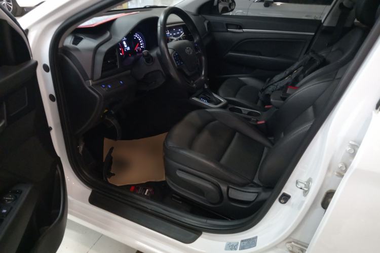 Used Hyundai Elantra (6th Generation / Lingdong) 2020 1.5L CVT Smart & Stylish – Elite Version Left Front Seat