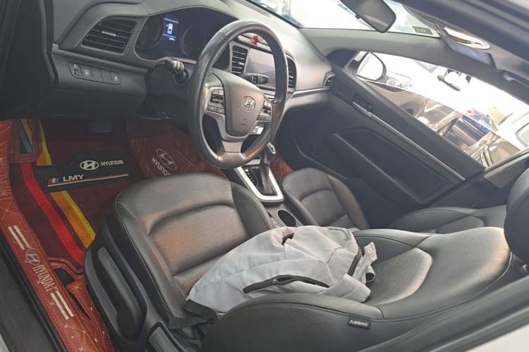 Used Hyundai Elantra (6th Generation / Lingdong) 2020 1.5L CVT Smart & Stylish – Elite Version Left Front Seat