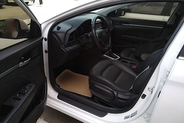 Used Hyundai Elantra (6th Generation / Lingdong) 2020 1.5L CVT Smart & Stylish – Elite Version Left Front Seat