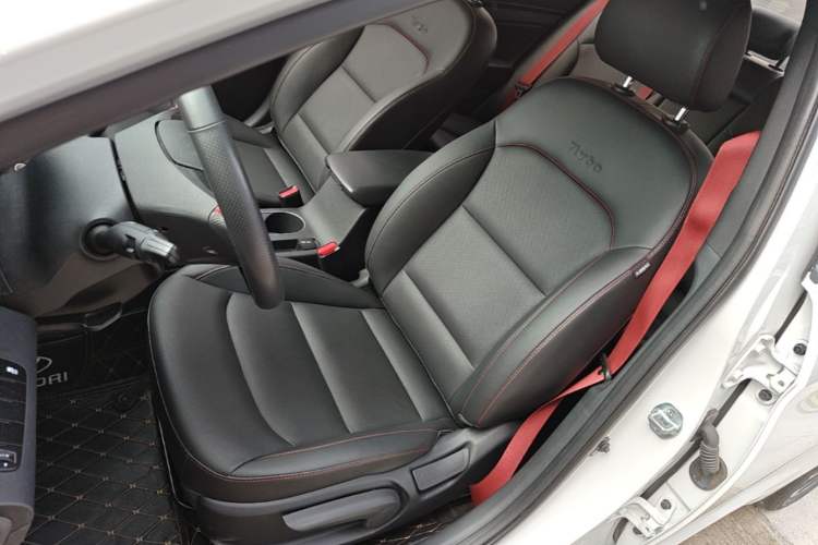 Used Hyundai Elantra (6th Generation / Lingdong) 2020 1.4T Dual-Clutch Xuan Dong · Dynamic Version Left Front Seat