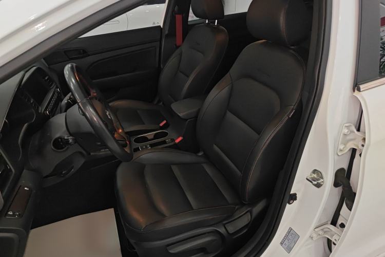 Used Hyundai Elantra (6th Generation / Lingdong) 2020 1.4T Dual-Clutch Xuan Dong · Dynamic Version Left Front Seat
