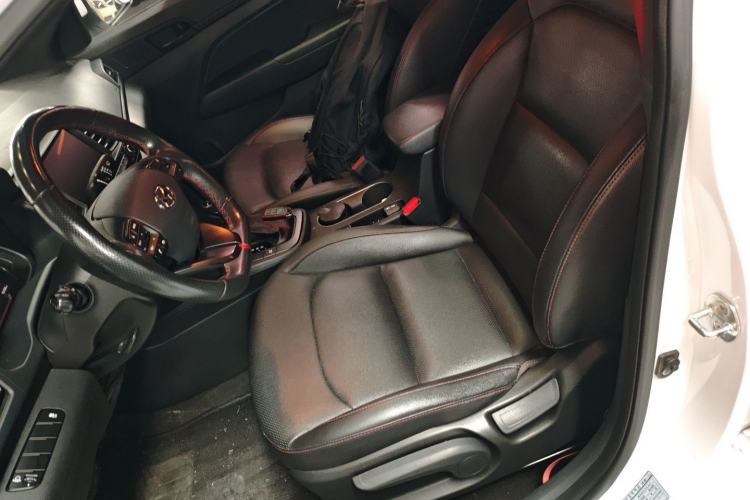 Used Hyundai Elantra (6th Generation / Lingdong) 2020 1.4T Dual-Clutch Xuan Dong · Dynamic Version Left Front Seat