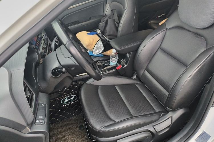Used Hyundai Elantra (6th Generation / Lingdong) 2020 1.5L CVT Smart & Stylish – Elite Version Left Front Seat