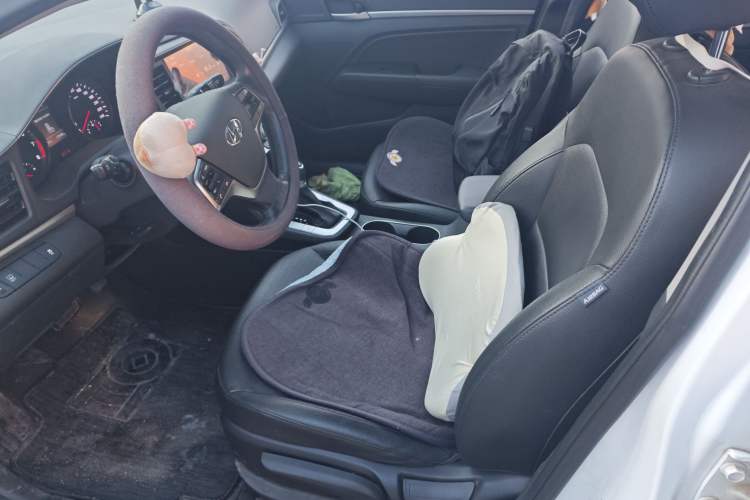 Used Hyundai Elantra (6th Generation / Lingdong) 2020 1.5L CVT Smart & Stylish – Elite Version Left Front Seat