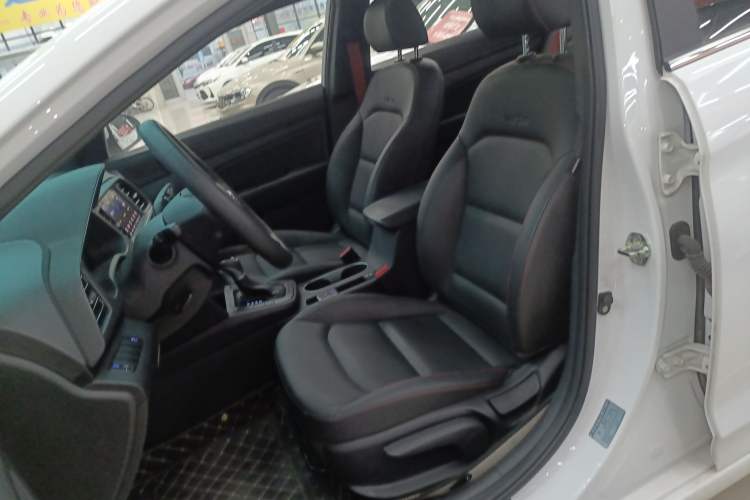 Used Hyundai Elantra (6th Generation / Lingdong) 2020 1.4T Dual-Clutch Xuan Dong · Dynamic Version Left Front Seat