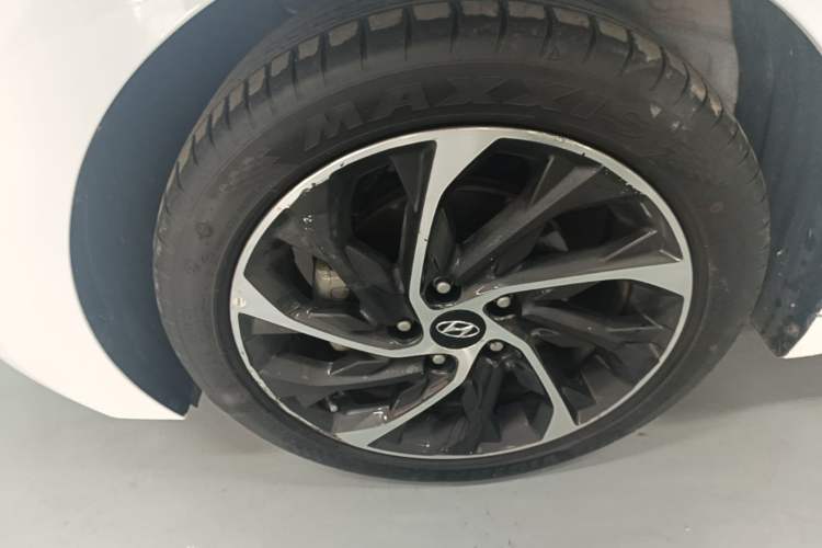 Used Hyundai Elantra (6th Generation / Lingdong) 2020 1.4T Dual-Clutch Xuan Dong · Dynamic Version Left Front Wheel Hub