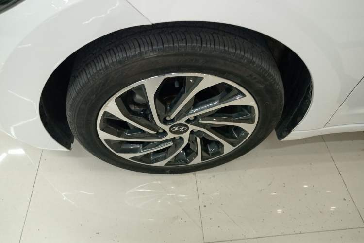 Used Hyundai Elantra (6th Generation / Lingdong) 2020 1.5L CVT Smart & Stylish – Elite Version Left Front Wheel Hub