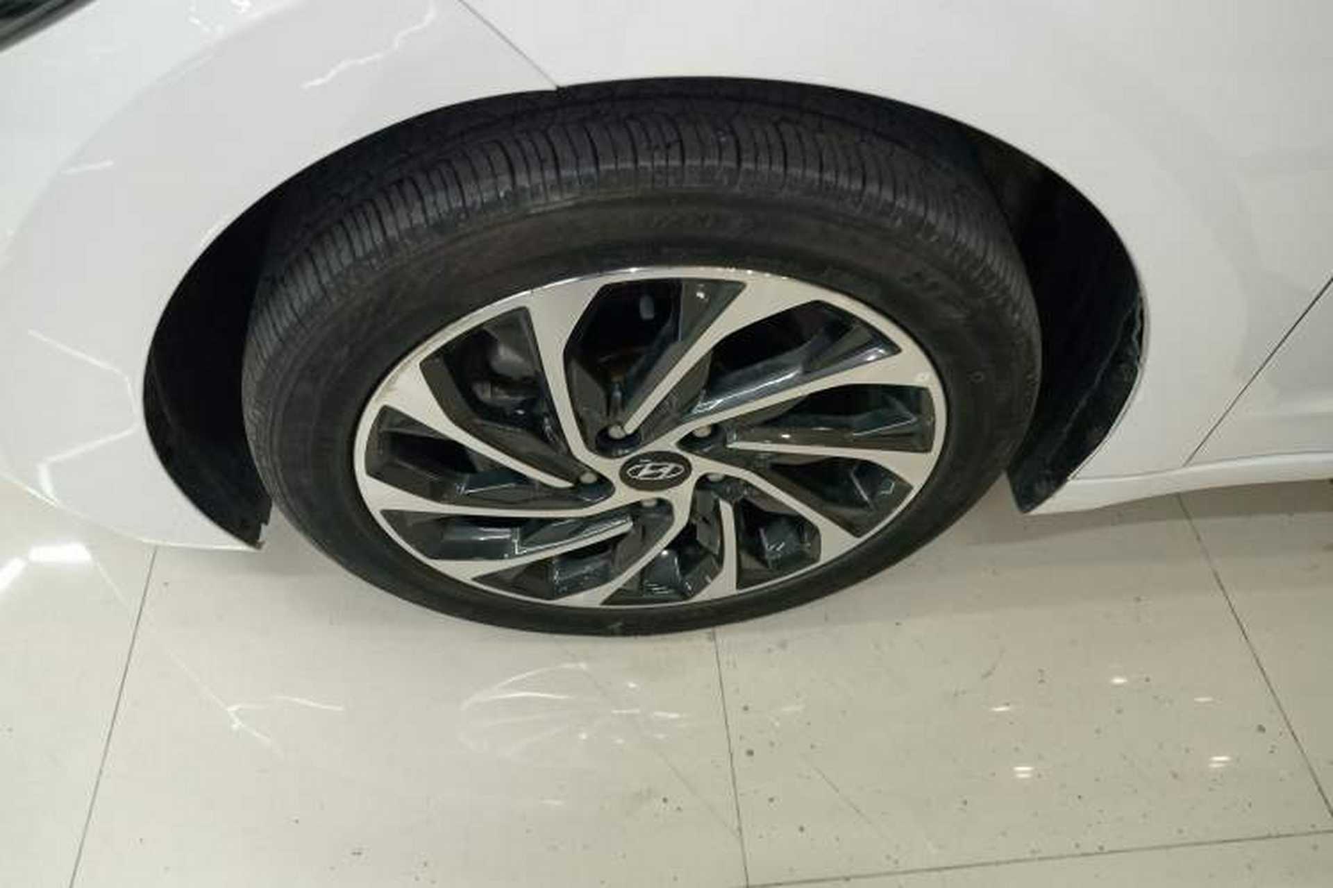 Used Hyundai Elantra (6th Generation / Lingdong) 2020 1.5L CVT Smart & Stylish – Elite Version Left Front Wheel Hub