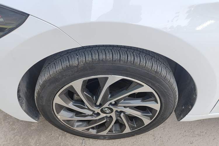 Used Hyundai Elantra (6th Generation / Lingdong) 2020 1.4T Dual-Clutch Xuan Dong · Dynamic Version Left Front Wheel Hub