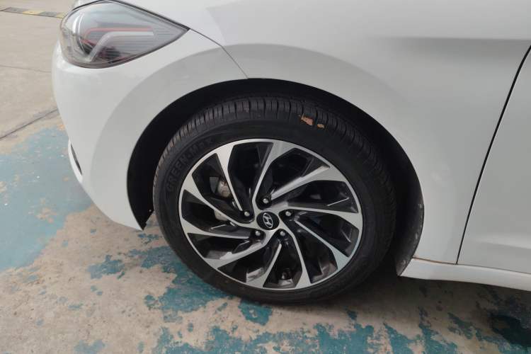 Used Hyundai Elantra (6th Generation / Lingdong) 2020 1.4T Dual-Clutch Xuan Dong · Dynamic Version Left Front Wheel Hub