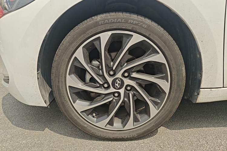 Used Hyundai Elantra (6th Generation / Lingdong) 2020 1.4T Dual-Clutch Xuan Dong · Dynamic Version Left Front Wheel Hub