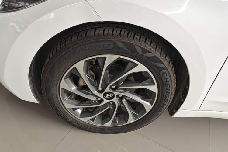 Used Hyundai Elantra (6th Generation / Lingdong) 2020 1.4T Dual-Clutch Xuan Dong · Dynamic Version Left Front Wheel Hub