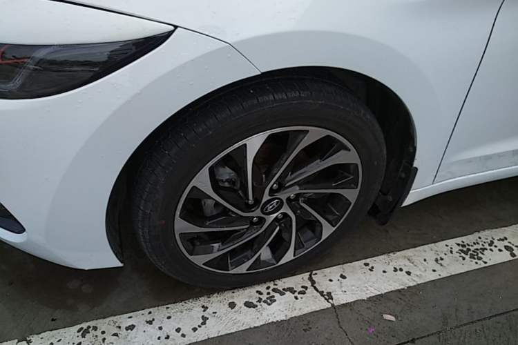 Used Hyundai Elantra (6th Generation / Lingdong) 2020 1.5L CVT Smart & Stylish – Elite Version Left Front Wheel Hub