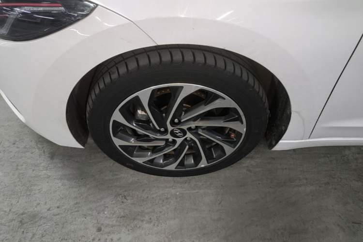 Used Hyundai Elantra (6th Generation / Lingdong) 2020 1.5L CVT Smart & Stylish – Elite Version Left Front Wheel Hub
