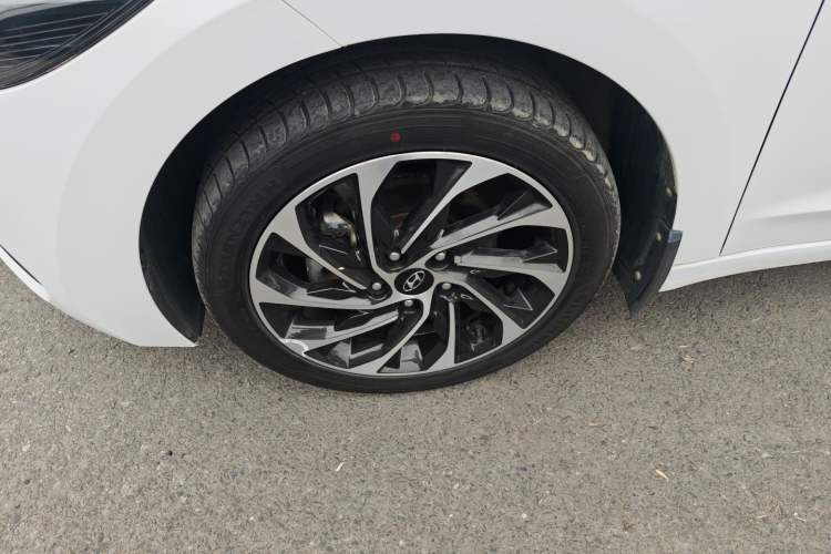 Used Hyundai Elantra (6th Generation / Lingdong) 2020 1.5L CVT Smart & Stylish – Elite Version Left Front Wheel Hub