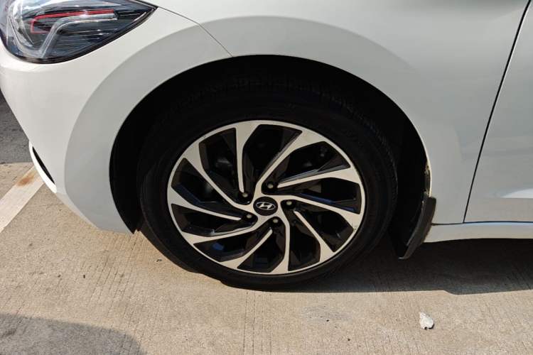 Used Hyundai Elantra (6th Generation / Lingdong) 2020 1.4T Dual-Clutch Xuan Dong · Dynamic Version Left Front Wheel Hub