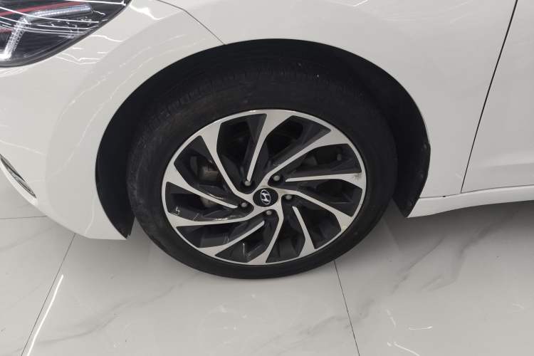 Used Hyundai Elantra (6th Generation / Lingdong) 2020 1.5L CVT Smart & Stylish – Elite Version Left Front Wheel Hub