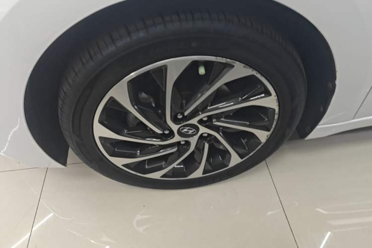 Used Hyundai Elantra (6th Generation / Lingdong) 2020 1.4T Dual-Clutch Xuan Dong · Dynamic Version Left Front Wheel Hub
