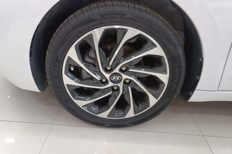 Used Hyundai Elantra (6th Generation / Lingdong) 2020 1.4T Dual-Clutch Xuan Dong · Dynamic Version Left Front Wheel Hub