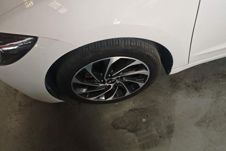 Used Hyundai Elantra (6th Generation / Lingdong) 2020 1.5L CVT Smart & Stylish – Elite Version Left Front Wheel Hub