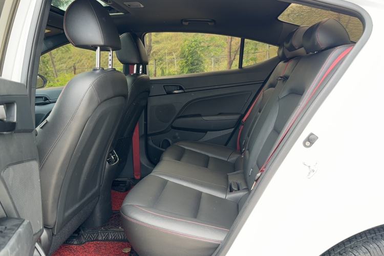 Used Hyundai Elantra (6th Generation / Lingdong) 2020 1.4T Dual-Clutch Xuan Dong · Dynamic Version Left Rear Seat