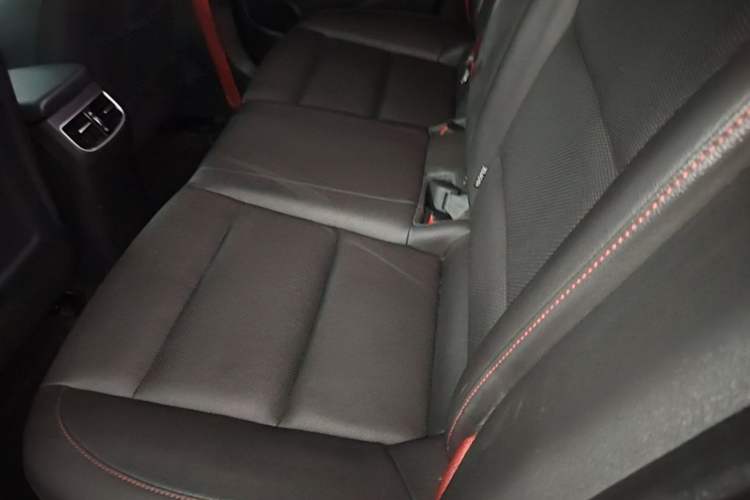 Used Hyundai Elantra (6th Generation / Lingdong) 2020 1.4T Dual-Clutch Xuan Dong · Dynamic Version Left Rear Seat