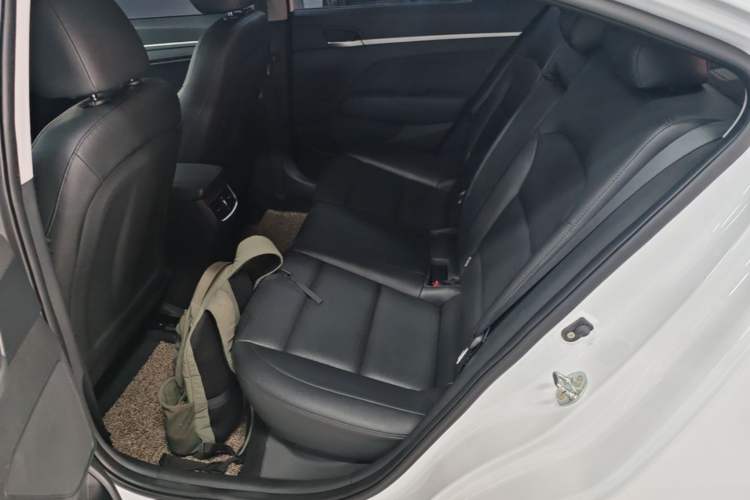 Used Hyundai Elantra (6th Generation / Lingdong) 2020 1.5L CVT Smart & Stylish – Elite Version Left Rear Seat